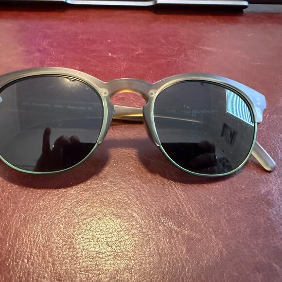 Sunski Matte Green Sunglasses – Unisex - Picture 5 of 8